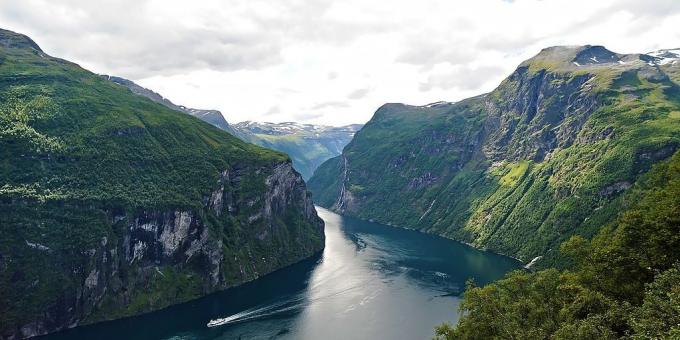 Kurp doties Eiropā: Geiranger fjordu, Norvēģija