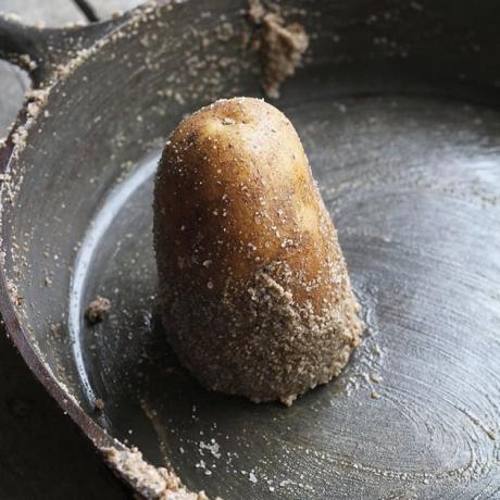 Kā atbrīvoties no rūsas: sāls un kartupeļi