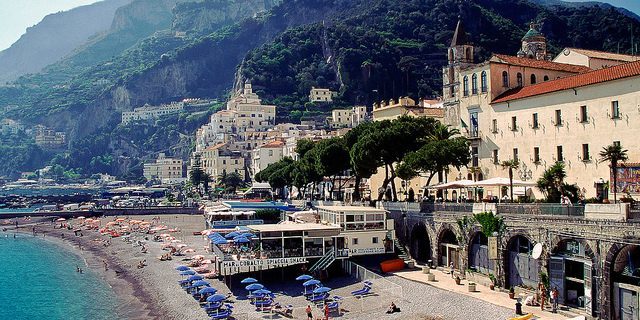 pilsētas Itālijā: Amalfi