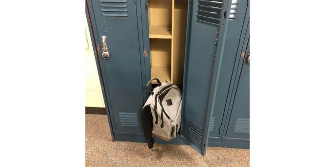 Locker skolā