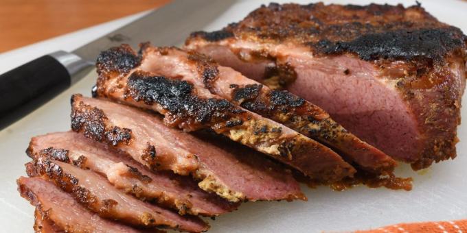 Kā pagatavot liellopu gaļu krāsnī: liellopu gaļu ar sinepēm ar foliju