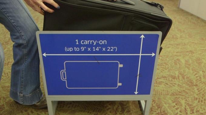 No rokas bagāžā lidmašīnā izmērs: rāmis pārbaudes somas izmēriem