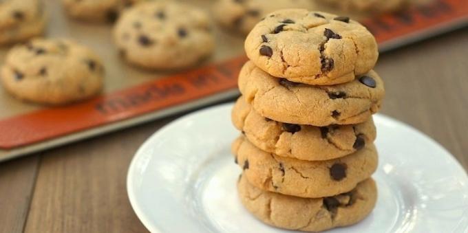 Receptes garšīgu sīkdatnes: Classic šokolādes chip cookies