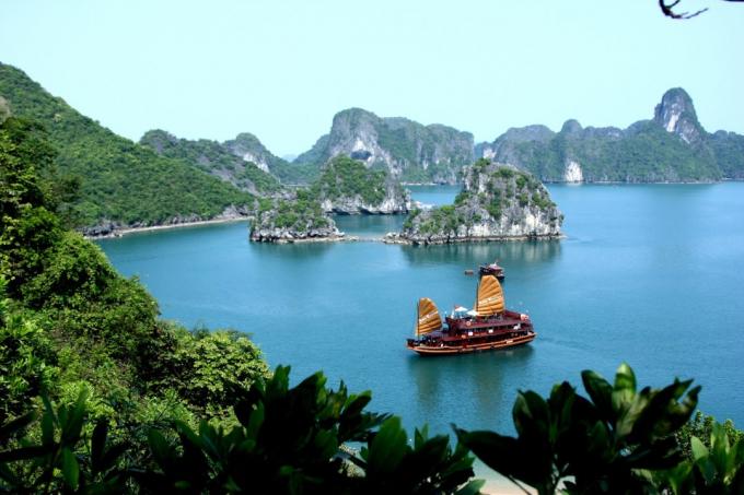 Ha Long Bay, Vjetnama