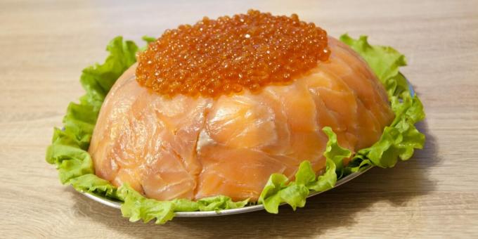 Svētku sarkano zivju garneļu salāti: vienkārša recepte
