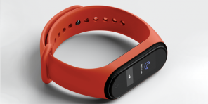 Ikdienas cena: Xiaomi Mi Band 4 par 1483 rubļu par AliExpress