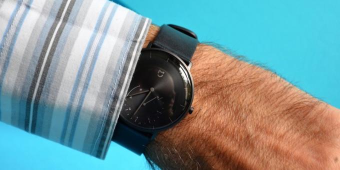 Xiaomi Mijia Smartwatch: Uz rokas