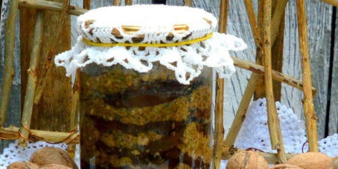 Delicious Baklažāni ziemā: Cepta baklažāni ar valriekstiem