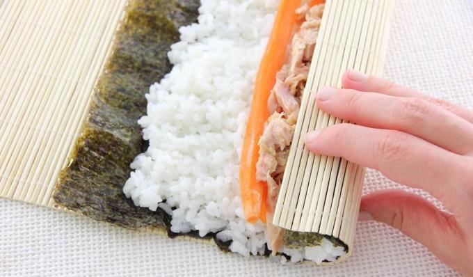 Kā pagatavot suši: Hosomaki un Futomaki