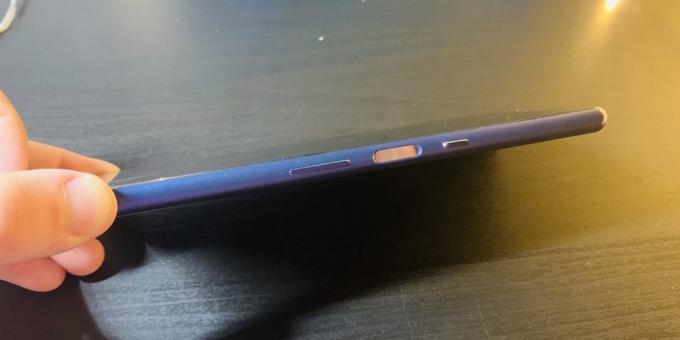 Sony Xperia 10 Plus: labais mala