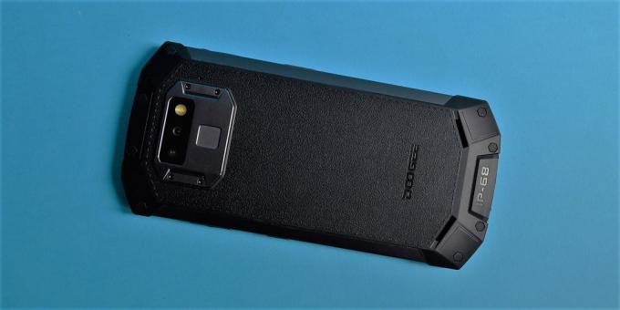 Doogee S70: pakaļējais vāks