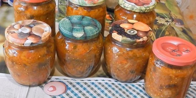 Baklažānu: Caviar no grauzdētas baklažāni ar cukini un tomātu pastas