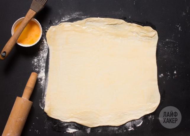 Kā pagatavot siera nūjiņas: roll out mīkla