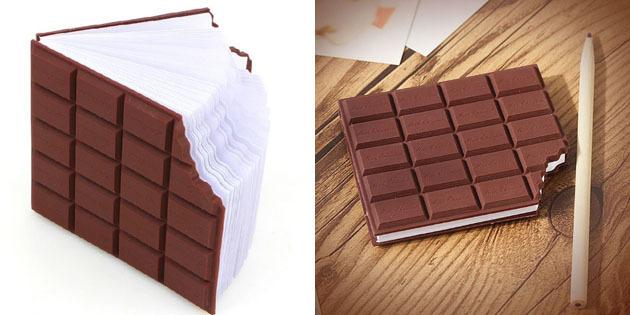 Notebook formā sakosts šokolādes