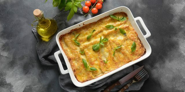 Cannelloni ar malto vistu ar bešameļa mērci