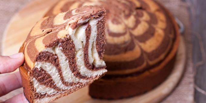 Pie "Zebra" par kefīru: vienkārša recepte