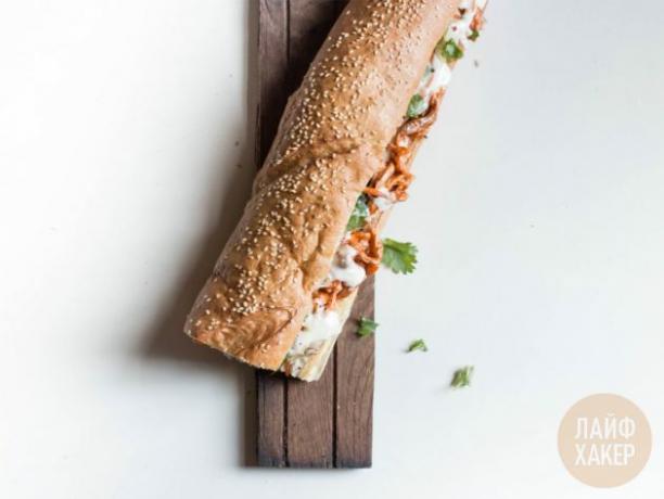 Gatavo ban mi sviestmaizi var ēst veselu vai sadalīt mazākos gabaliņos