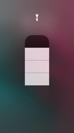 Maz zināms iOS iezīmes: aptumšošanu lukturīti