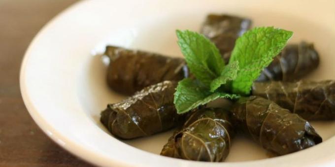 Veģetārā Dolma ar rīsiem un chickpea